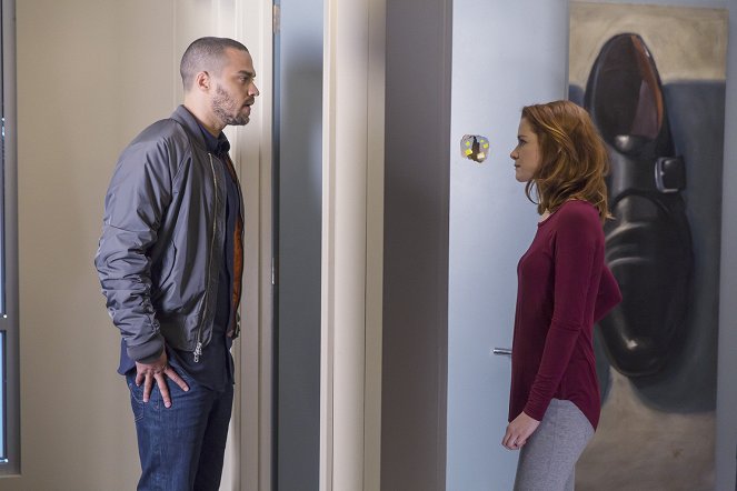 Grey's Anatomy - I Am Not Waiting Anymore - Photos - Jesse Williams, Sarah Drew