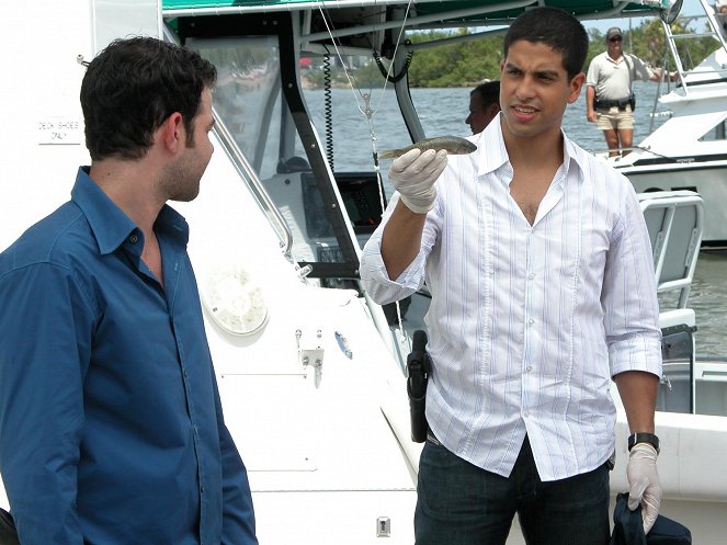 CSI: Miami helyszínelők - Season 3 - Az elveszett fiú - Filmfotók - Adam Rodriguez