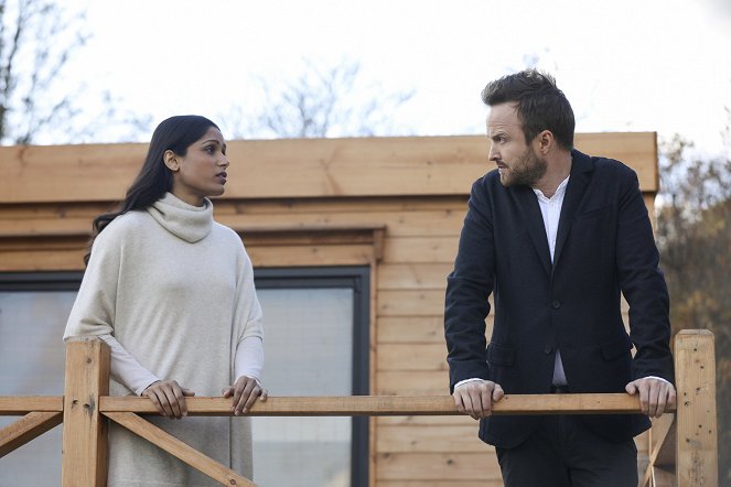 The Path - Blood Moon - Van film - Freida Pinto, Aaron Paul