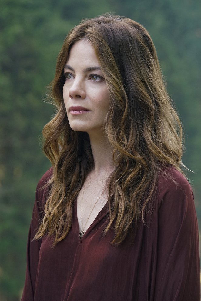 The Path - The Gardens at Giverny - Van film - Michelle Monaghan