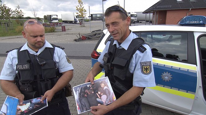 Jagd auf Schleuser - Bundespolizei im Einsatz - Filmfotók