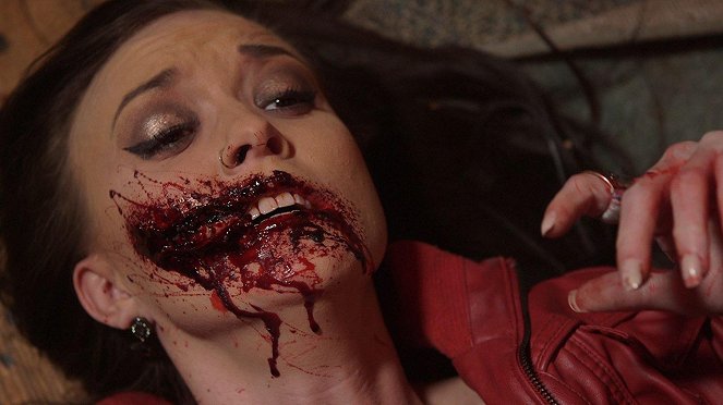 Mother Krampus 2: Slay Ride - Van film - Amanda Collins