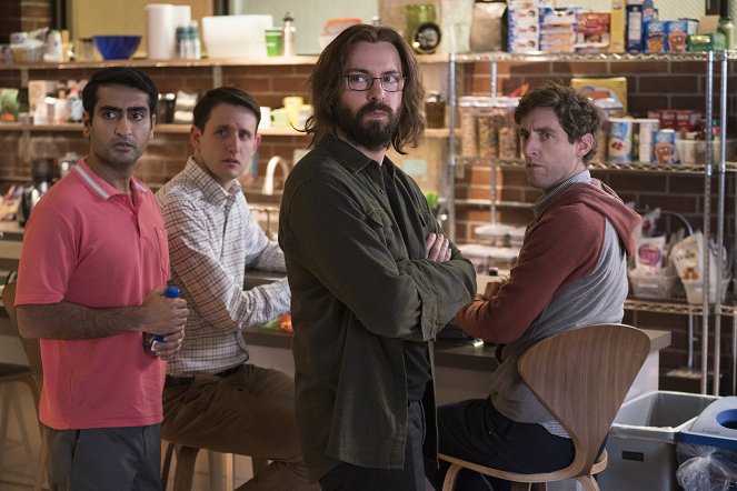 Silicon Valley - Chief Operating Officer - Photos - Kumail Nanjiani, Zach Woods, Martin Starr, Thomas Middleditch