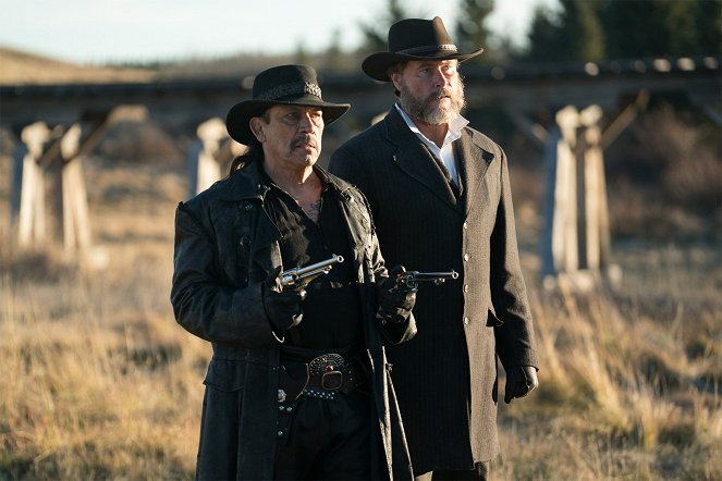 Dead Again in Tombstone - Filmfotók - Danny Trejo, Dean McDermott