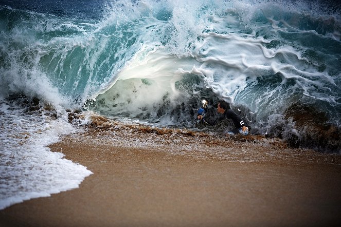 Shorebreak: The Clark Little Story - Z filmu