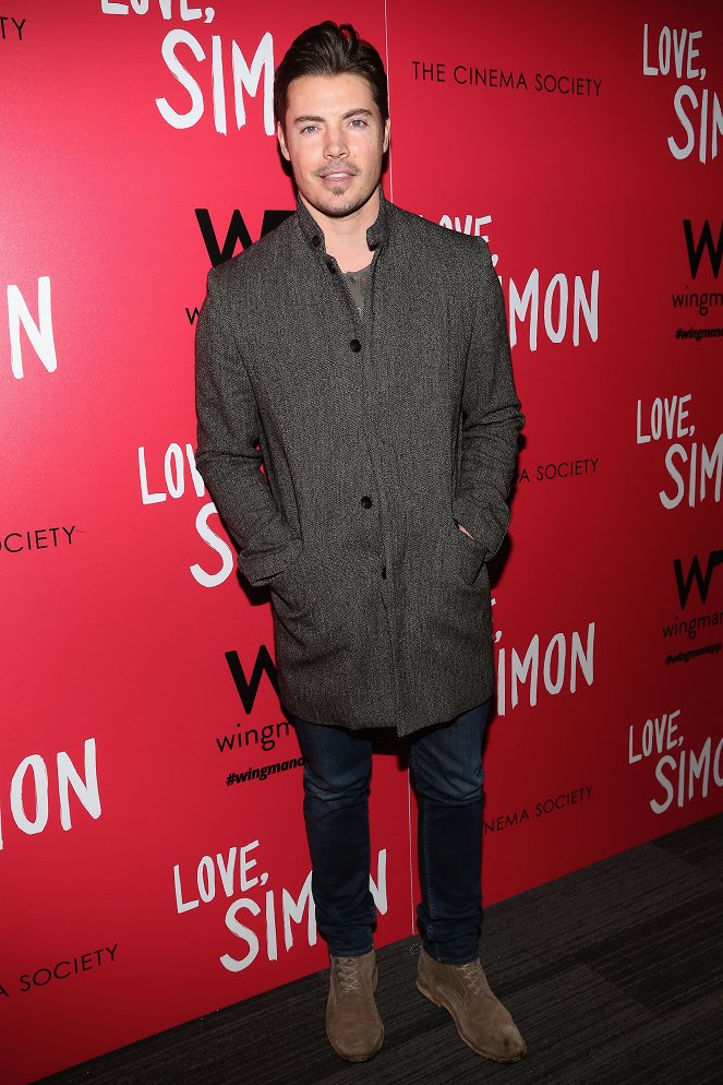 Minä, Simon - Tapahtumista - Special screening of "Love, Simon" at The Landmark Theatres, NYC on March 8, 2018 - Josh Henderson