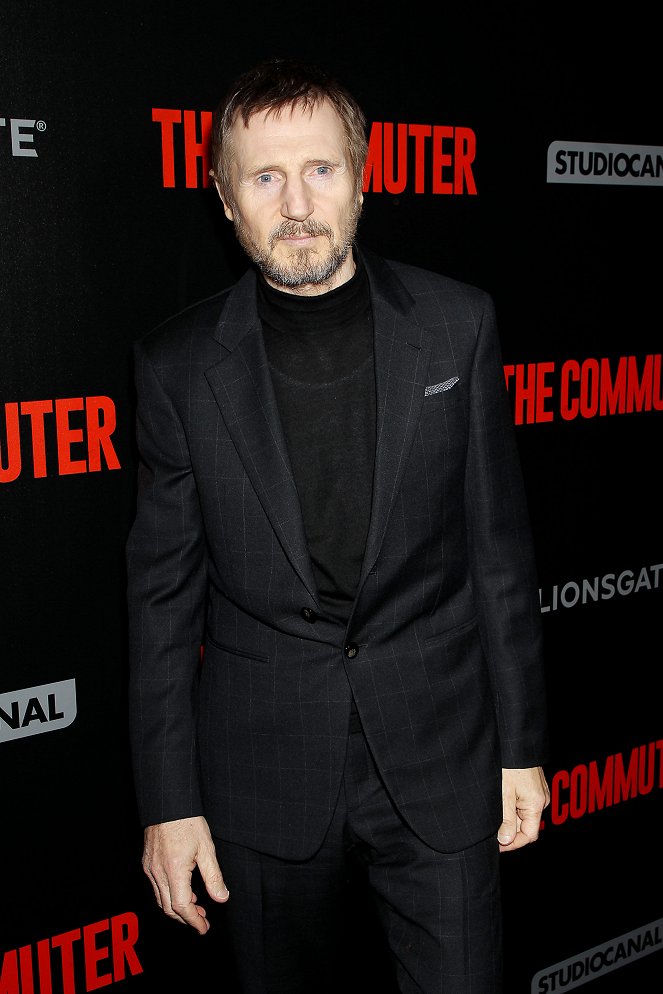 Pasażer - Z imprez - New York Premiere of LionsGate New Film "The Commuter" at AMC Lowes Lincoln Square on January 8, 2018 - Liam Neeson