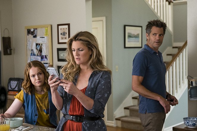 Santa Clarita Diet - Moral Gray Area - Van film - Liv Hewson, Drew Barrymore, Timothy Olyphant