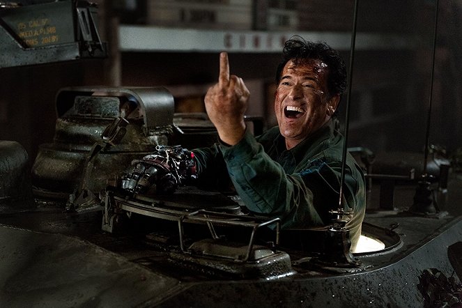 Ash vs. Evil Dead - The Mettle of Man - Photos - Bruce Campbell