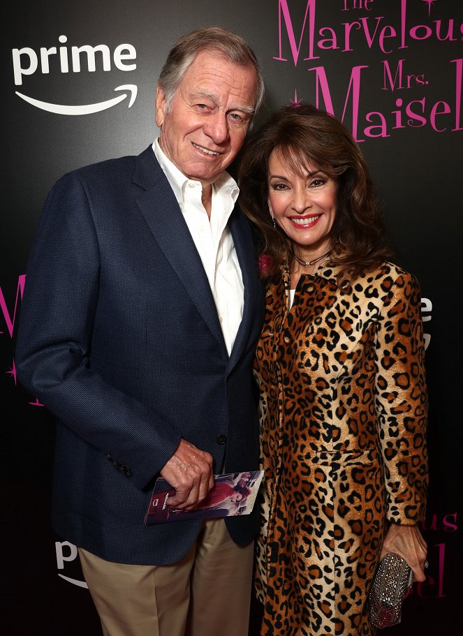 The Marvelous Mrs. Maisel - Events - "The Marvelous Mrs. Maisel" Premiere at Village East Cinema in New York on November 13, 2017 - Susan Lucci