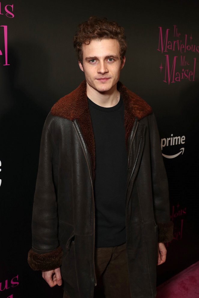 Úžasná paní Maiselová - Z akcií - "The Marvelous Mrs. Maisel" Premiere at Village East Cinema in New York on November 13, 2017