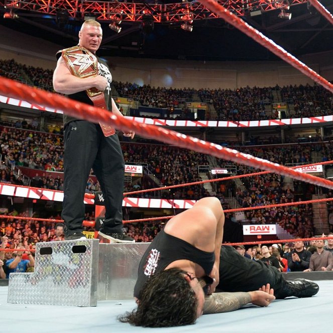 WWE Monday Night RAW - Do filme - Brock Lesnar