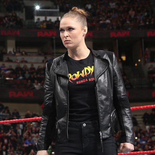 WWE Monday Night RAW - Do filme - Ronda Rousey
