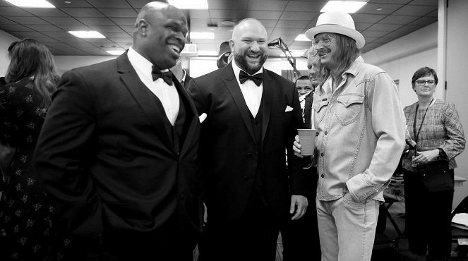WWE Hall of Fame 2018 - Forgatási fotók - Devon Hughes, Mark LoMonaco, Kid Rock