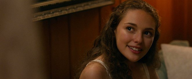 Measure of a Man - Do filme - Danielle Rose Russell