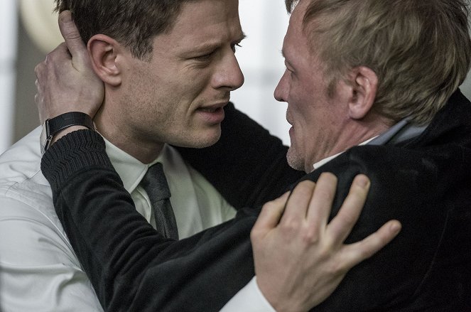 McMafia - Episode 7 - Photos - James Norton, Aleksey Serebryakov