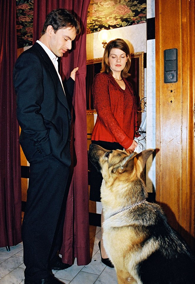 Rex, o cão polícia - Eiskalt - Do filme - Gedeon Burkhard, pes Rhett Butler, Birge Schade