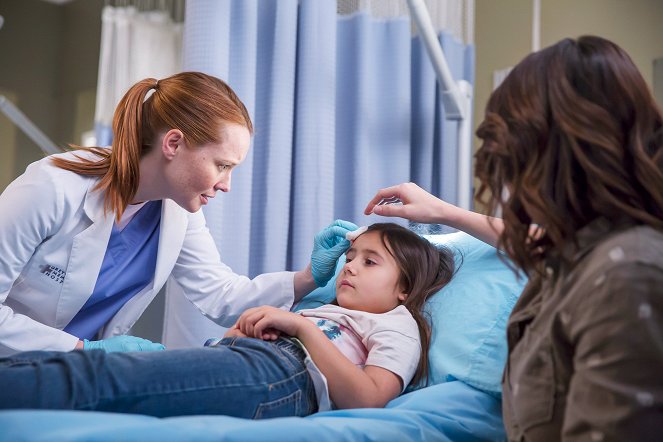 Grey's Anatomy - Die jungen Ärzte - Durch den Schmerz hindurch - Filmfotos - Samantha Sloyan