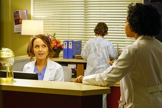 Grey's Anatomy - Die jungen Ärzte - Schwelbrand - Filmfotos - Camilla Luddington