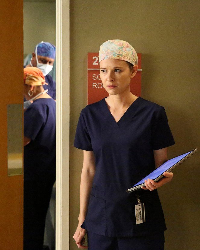 Grey's Anatomy - Season 12 - I Wear the Face - Van film - Sarah Drew