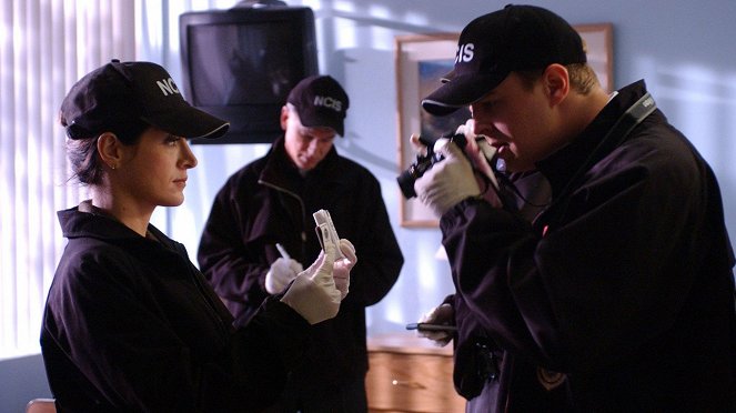 Agenci NCIS - Złamane serce - Z filmu - Sasha Alexander, Mark Harmon, Sean Murray