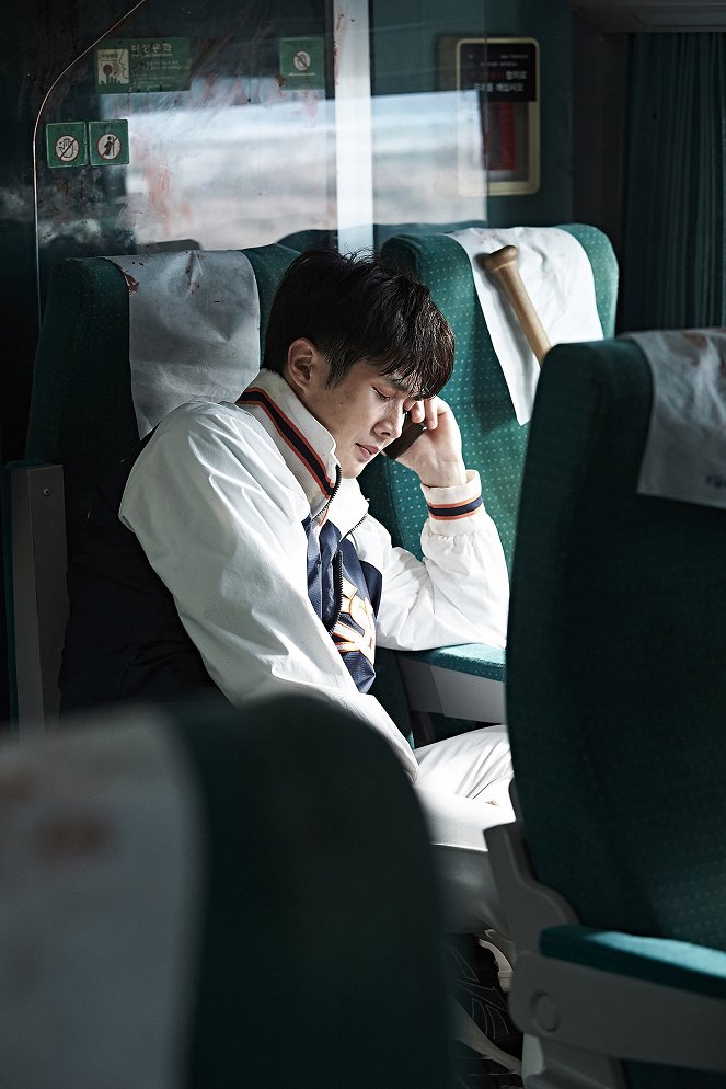 Vonat Busanba – Zombi expressz - Filmfotók - Woo-shik Choi