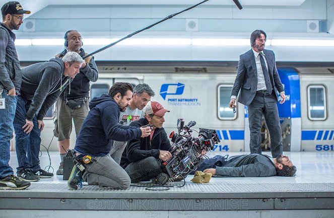 John Wick: 2. felvonás - Forgatási fotók - Chad Stahelski, Dan Laustsen, Keanu Reeves