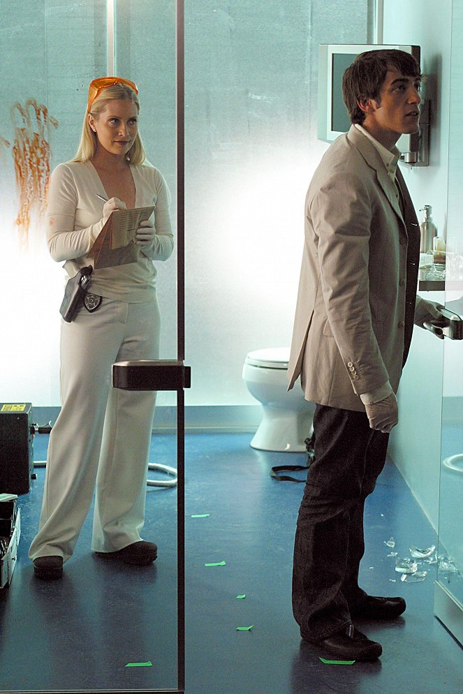 CSI: Kryminalne zagadki Miami - Legalnie - Z filmu - Emily Procter, Jonathan Togo