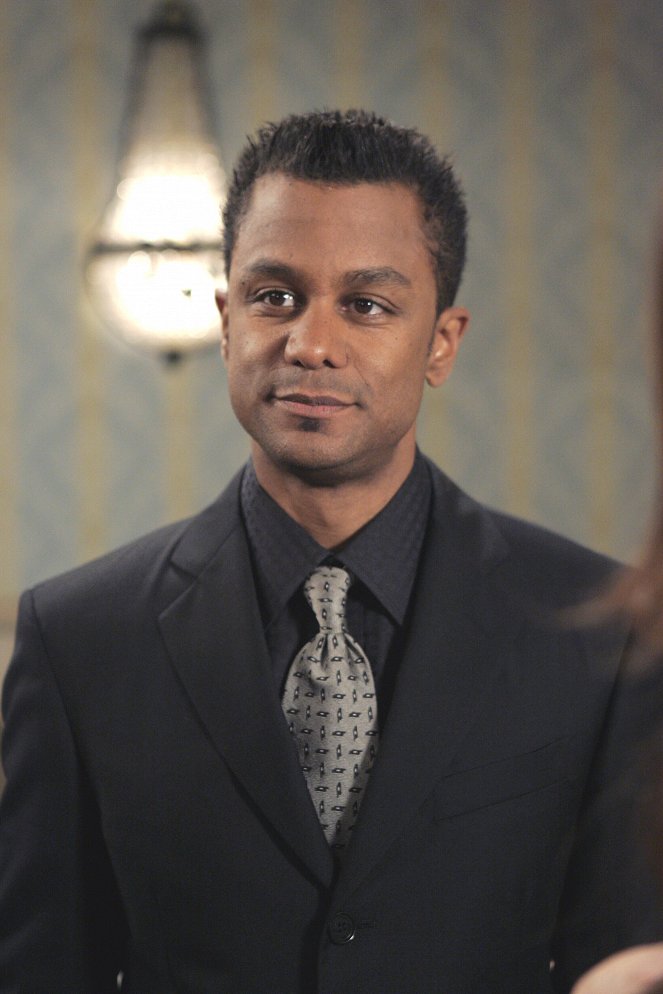 Gilmore Girls - Michel au bal des débutantes - Film - Yanic Truesdale