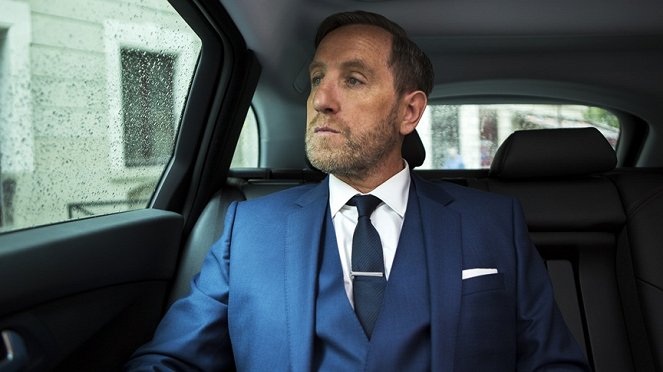 Madame - De filmes - Michael Smiley