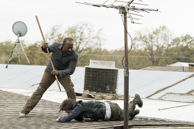 Fear the Walking Dead - Season 4 - What's Your Story? - Photos - Lennie James