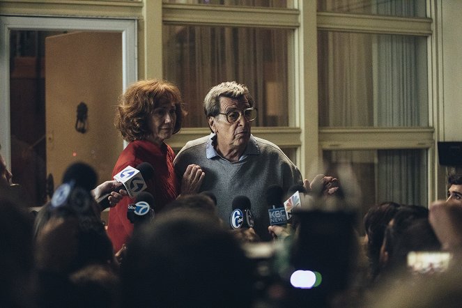 Paterno - eltemetett bűnök - Filmfotók - Kathy Baker, Al Pacino