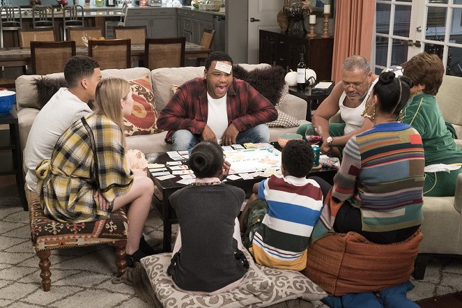 Black-ish - Season 4 - Advance to Go (Collect $200) - Photos - Anthony Anderson, Laurence Fishburne