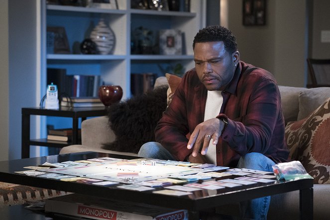 Black-ish - Advance to Go (Collect $200) - Filmfotók - Anthony Anderson