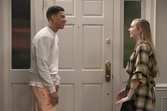 Black-ish - Advance to Go (Collect $200) - Photos - Marcus Scribner