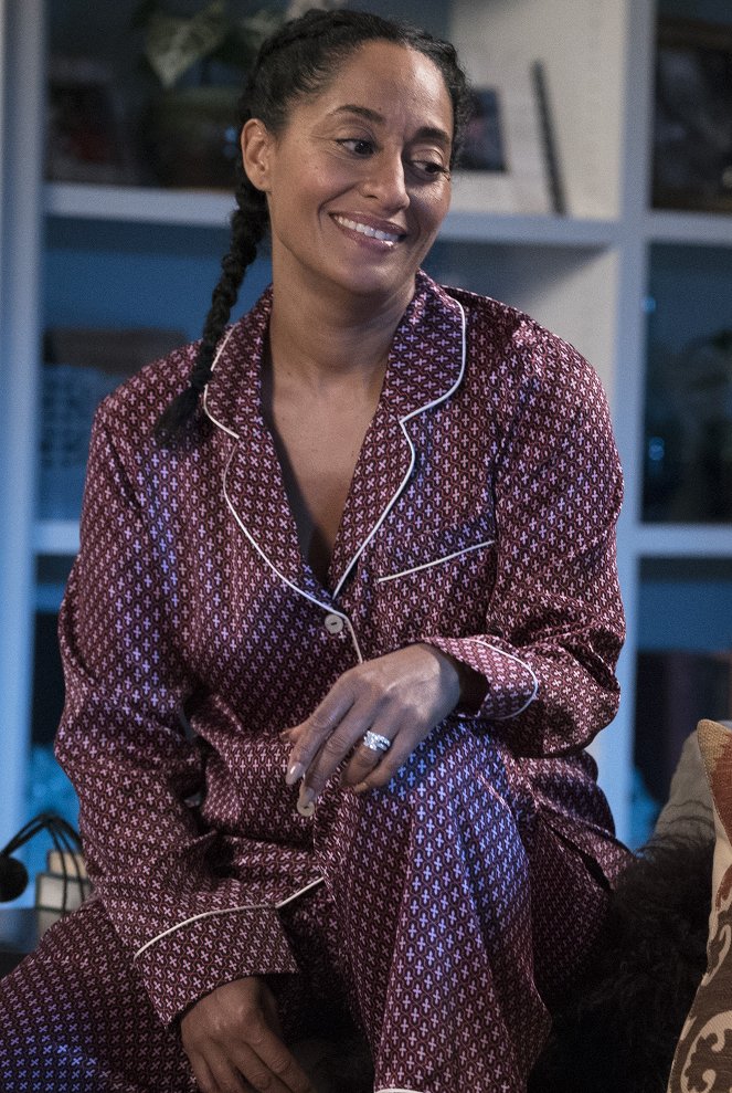 Black-ish - Advance to Go (Collect $200) - Photos - Tracee Ellis Ross