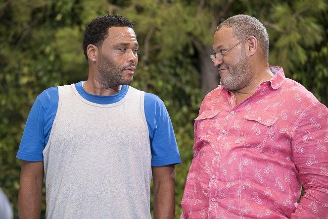 Black-ish - Season 4 - First and Last - Photos - Anthony Anderson, Laurence Fishburne