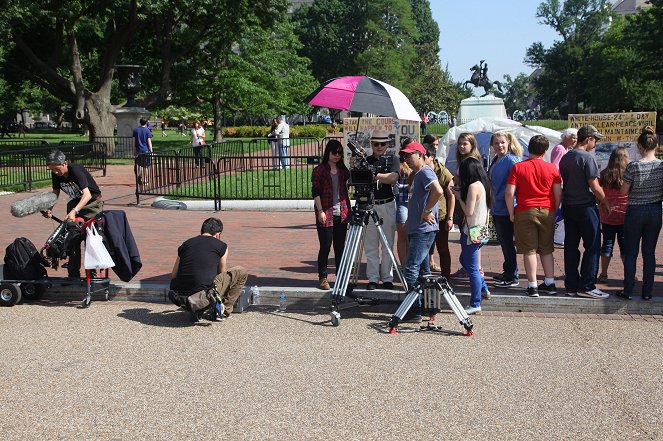 Mr. Deng Goes to Washington - Z natáčení