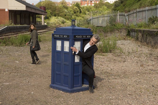Doktor Who - Flatline - Z filmu - Jenna Coleman, Peter Capaldi