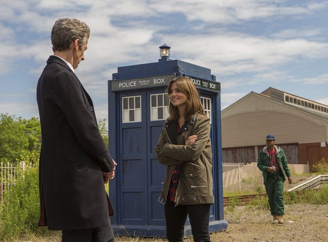 Doctor Who - Pintaa syvemmällä - Kuvat elokuvasta - Jenna Coleman
