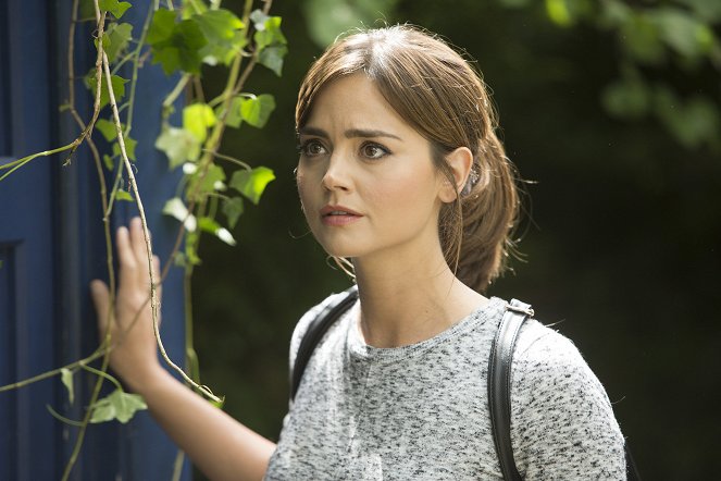 Doctor Who - In the Forest of the Night - Photos - Jenna Coleman