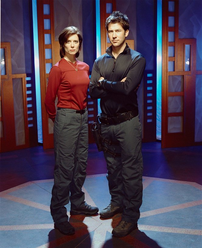 Stargate Atlantis - Season 1 - Werbefoto - Torri Higginson, Joe Flanigan, Amanda Tapping