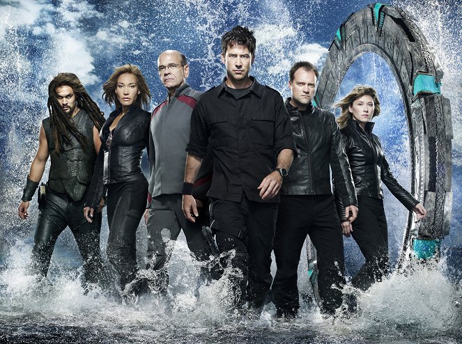 Stargate: Atlantis - Season 5 - Promokuvat - Jason Momoa, Rachel Luttrell, Robert Picardo, Joe Flanigan, David Hewlett, Jewel Staite