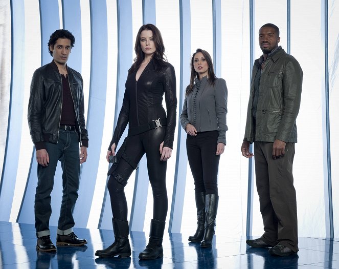 Continuum: Ocalić przyszłość - Season 2 - Promo - Stephen Lobo, Rachel Nichols, Lexa Doig, Roger Cross