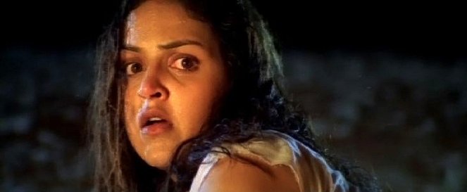 Koi Mere Dil Se Poochhe - De la película - Esha Deol