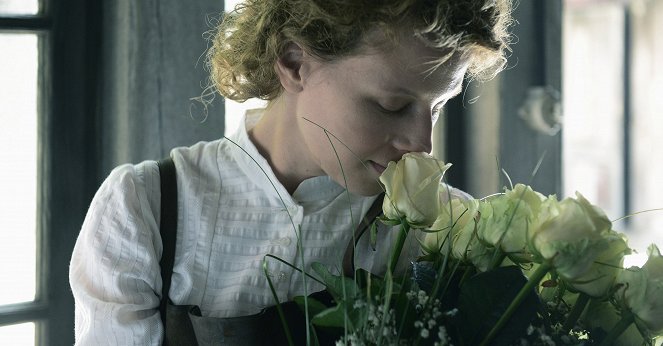 Marie Curie - Z filmu - Karolina Gruszka