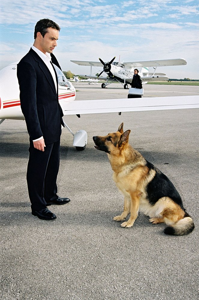 Rex, o cão polícia - Season 7 - Ein todsicherer Tipp - Do filme - Gedeon Burkhard, pes Rhett Butler