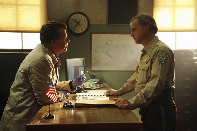 Fringe - Grenzfälle des FBI - Season 2 - Objekt der Begierde - Filmfotos