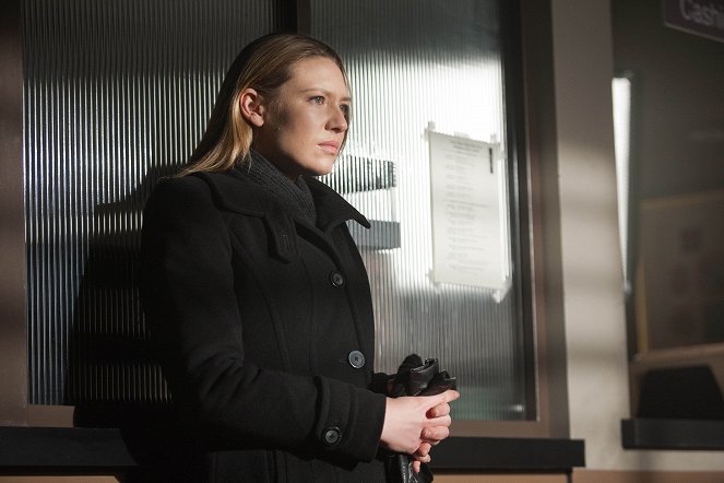 Fringe - Grenzfälle des FBI - Season 4 - Willkommen in Westfield - Filmfotos - Anna Torv