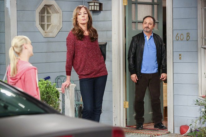 Mom - Toilet Wine and the Earl of Sandwich - Photos - Allison Janney, Kevin Pollak